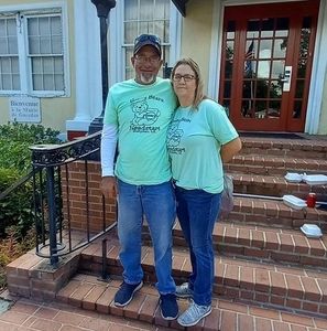 Meet your Posher, Chad sandy